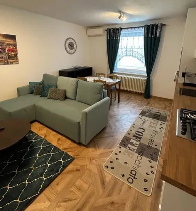 Na prenájom 3-izbový byt, 72 m², Bratislava-Ružinov, Miletičova