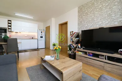 Na predaj 2-izbový byt, 61 m², Most pri Bratislave, M. R. Štefánika