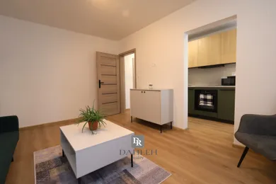Na prenájom 2-izbový byt, 50 m², Bratislava-Ružinov, Rumančeková