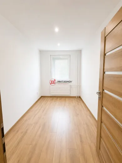 Na predaj 3-izbový byt, 63 m², Sereď, Garbiarska