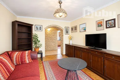 Na prenájom 2-izbový byt, 58 m², Martin, Jesenského