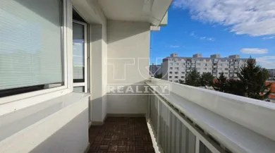 Na predaj 1-izbový byt, 39 m², Bratislava-Vrakuňa