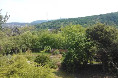 Działki na sprzedaż, Bratislava-Dúbravka · €1 125 000