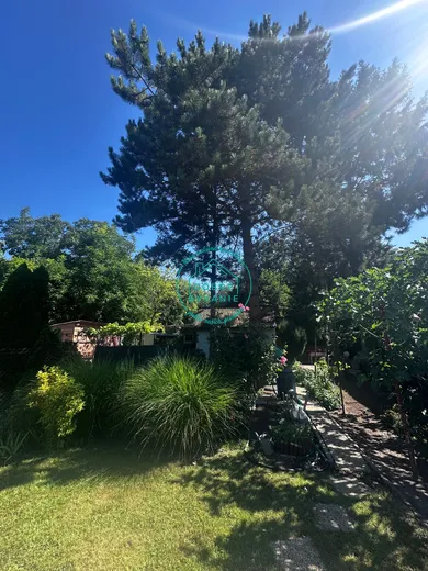 Holiday Houses for sale in Nové Zámky · €37,900