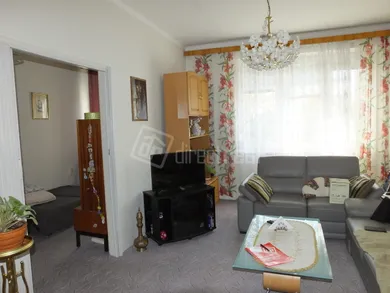 Na predaj 4-izbový byt, 79 m², Lučenec, Štúrova