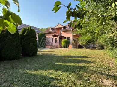 Na predaj pozemok, 120 m², Bratislava-Devín, Devínska cesta