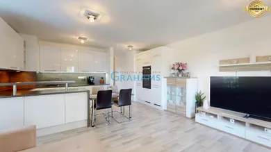 Mieszkania na sprzedaż, 4-pokojowe, Bratislava-Petržalka · €439 990