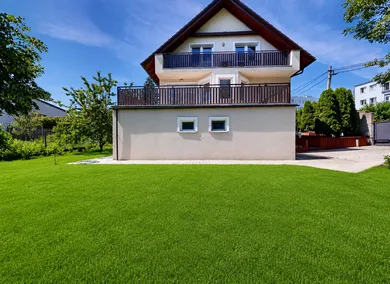 Domy na wynajem, Bratislava-Nové Mesto · €2100