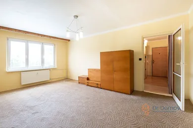 Na predaj 3-izbový byt, 64 m², Handlová, Prievidzská
