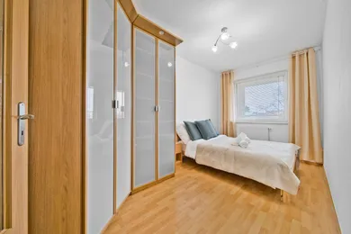 Mieszkania na wynajem, 2-pokojowe, Bratislava-Vrakuňa · €570