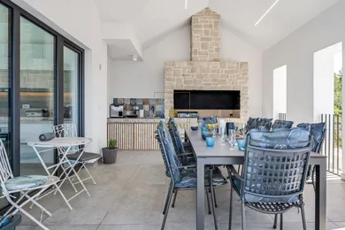 Na predaj dom, 220 m²