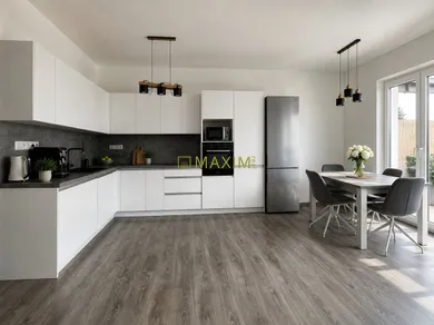 Na predaj 3-izbový byt, 76 m², Kostolište