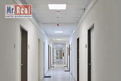 Na prenájom objekt, 16 m², Bratislava-Petržalka, Gogoľova