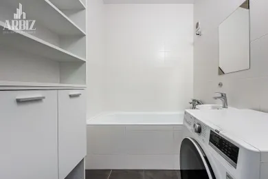 Na predaj 3-izbový byt, 62 m², Topoľčany, Šafárikova