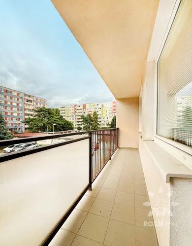 Byty na prenájom 3-izbový, Košice-Nad jazerom · €700