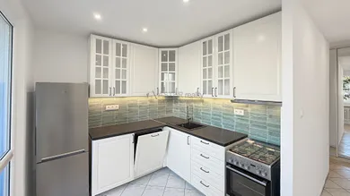 Byty na predaj 3-izbový, Bratislava-Petržalka · €254 990