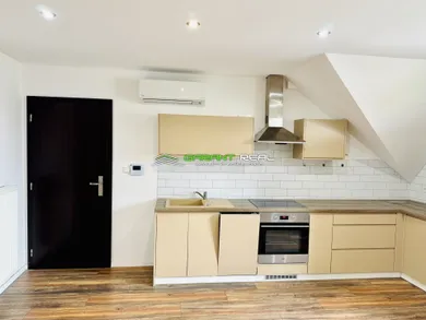 Na prenájom 2-izbový byt, 50 m², Prešov, Bayerova
