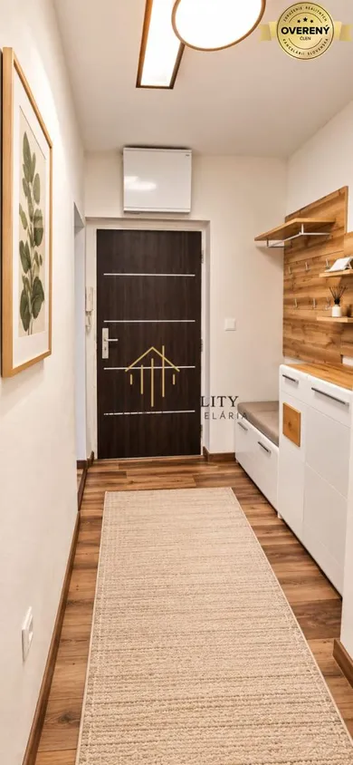 Na prenájom 3-izbový byt, 71 m², Banská Belá