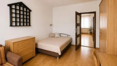 Na predaj 3-izbový byt, 64 m², Prakovce