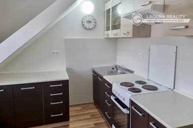 Mieszkania na wynajem, 2-pokojowe, Spišská Nová Ves · €420