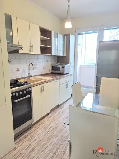 Na prenájom 2-izbový byt, 50 m², Brezno