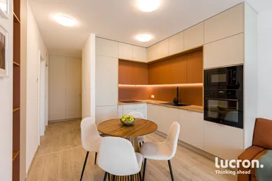 Na predaj 2-izbový byt, 57 m², Bratislava-Petržalka