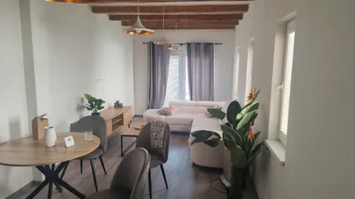 Na predaj 4-izbový dom, 165 m², Komárno
