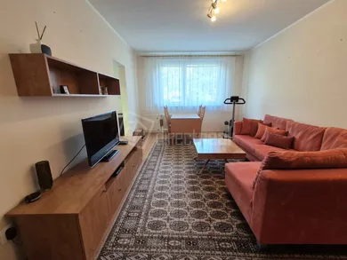 Na prenájom byt v Bratislava-Dúbravka · €850 · Čiastočná rekonštrukcia