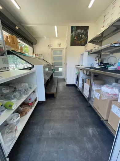 Na predaj objekt, 24 m², Bratislava-Petržalka, Šustekova