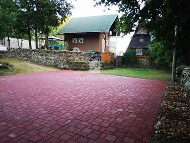 Rekreačné domy na prenájom 2-izbový, Modra · €550