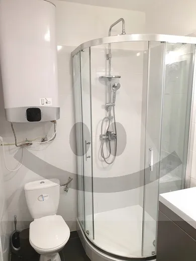 Na prenájom 2-izbový byt, 47 m², Komárno, Košická