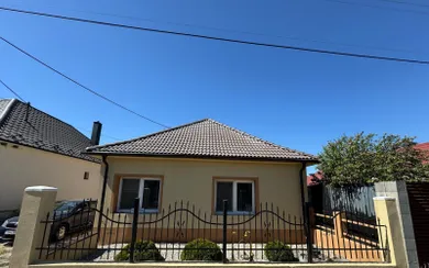Будинки на продаж, 3-кімнатні, Gabčíkovo · €185 000