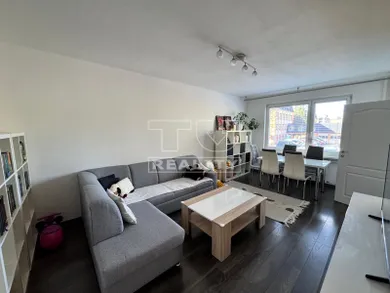 Byty na predaj 3-izbový, Žilina · €235 900
