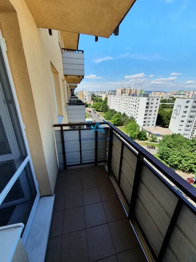 Na predaj 1-izbový byt, 34 m², Bratislava-Petržalka