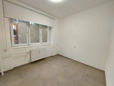 Na prenájom 2-izbový byt, 40 m², Košice-Sever, Obrancov mieru