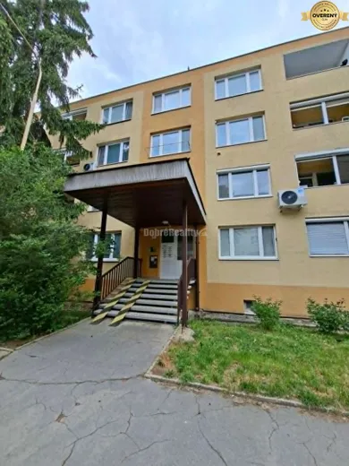 Na prenájom 1-izbový byt, 41 m², Prievidza