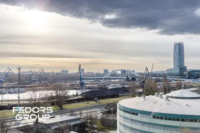 Na predaj 4-izbový byt, 252 m², Bratislava-Ružinov, Plynárenská