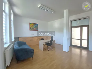 Квартиры в аренду, 2-комнатные, Handlová · €460