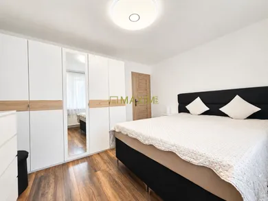 Na predaj 4-izbový byt, 79 m², Šamorín, Mliečňanská