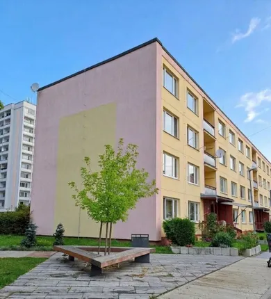 Kiadó lakások, 1-szobás, Brezno · €450