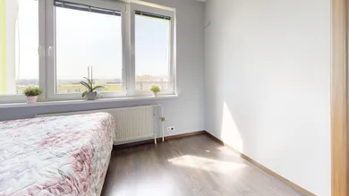 Na predaj 2-izbový byt, 48 m², Bratislava-Petržalka, Mamateyova