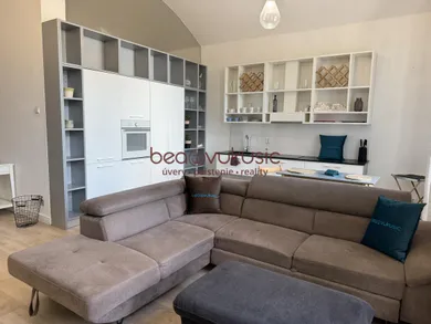 Mieszkania na wynajem, 3-pokojowe, Košice-Staré Mesto · €1200