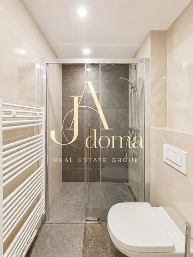 Na prenájom dom, 290 m², Bratislava-Záhorská Bystrica, Rošického