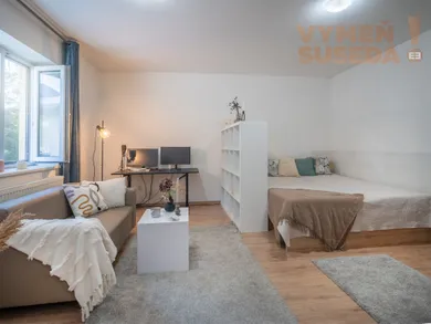 Na predaj 1-izbový byt, 32 m², Bratislava-Ružinov, Mierová