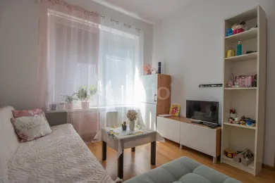 Na prenájom 2-izbový byt, 46 m², Bratislava-Dúbravka