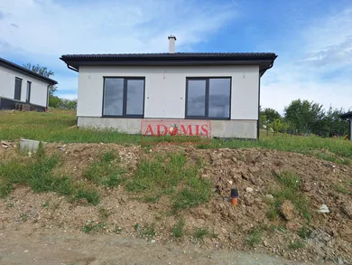 Na predaj 5-izbový dom, 123 m², Ploské