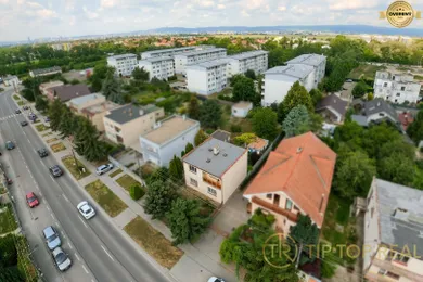 Na predaj 4-izbový dom, 120 m², Bratislava-Vrakuňa, Ráztočná