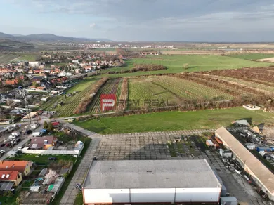 Na prenájom komerčné, 116 m², Vinosady, Pezinská