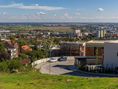 Na predaj pozemok v Bratislava-Rača · €499 000 · Novostavba