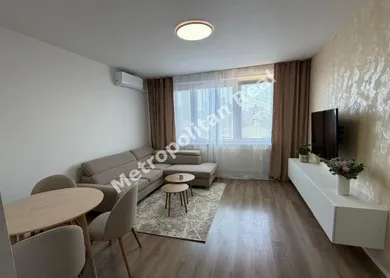 Mieszkania na wynajem, 3-pokojowe, Bratislava-Petržalka · €900